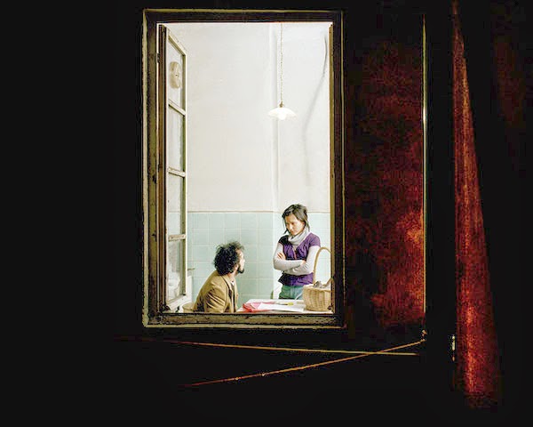 nuncalosabre.Through the Window - Giorgio Barrera