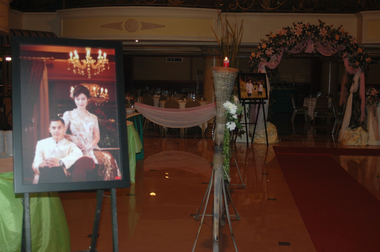 BUNGA DEKOR: DEKORASI PINTU MASUK GEDUNG