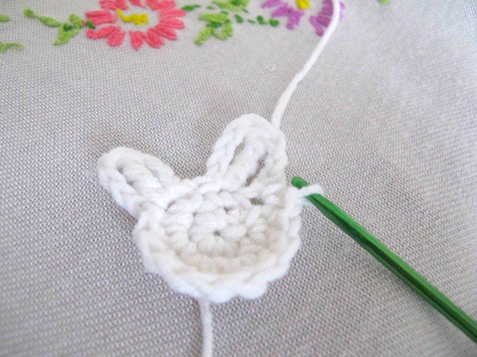Addicted to Making Quick crochet make...anyone for Easter bunny bunting?
