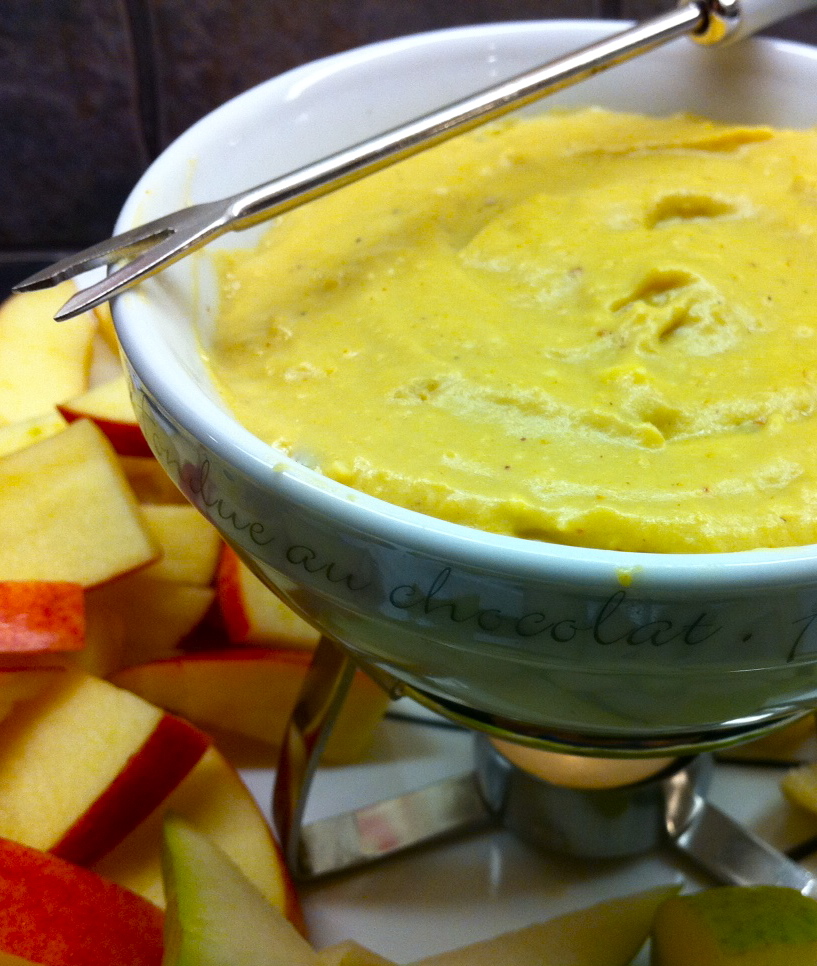 Evolve Vegan Vegan Cheese Fondue