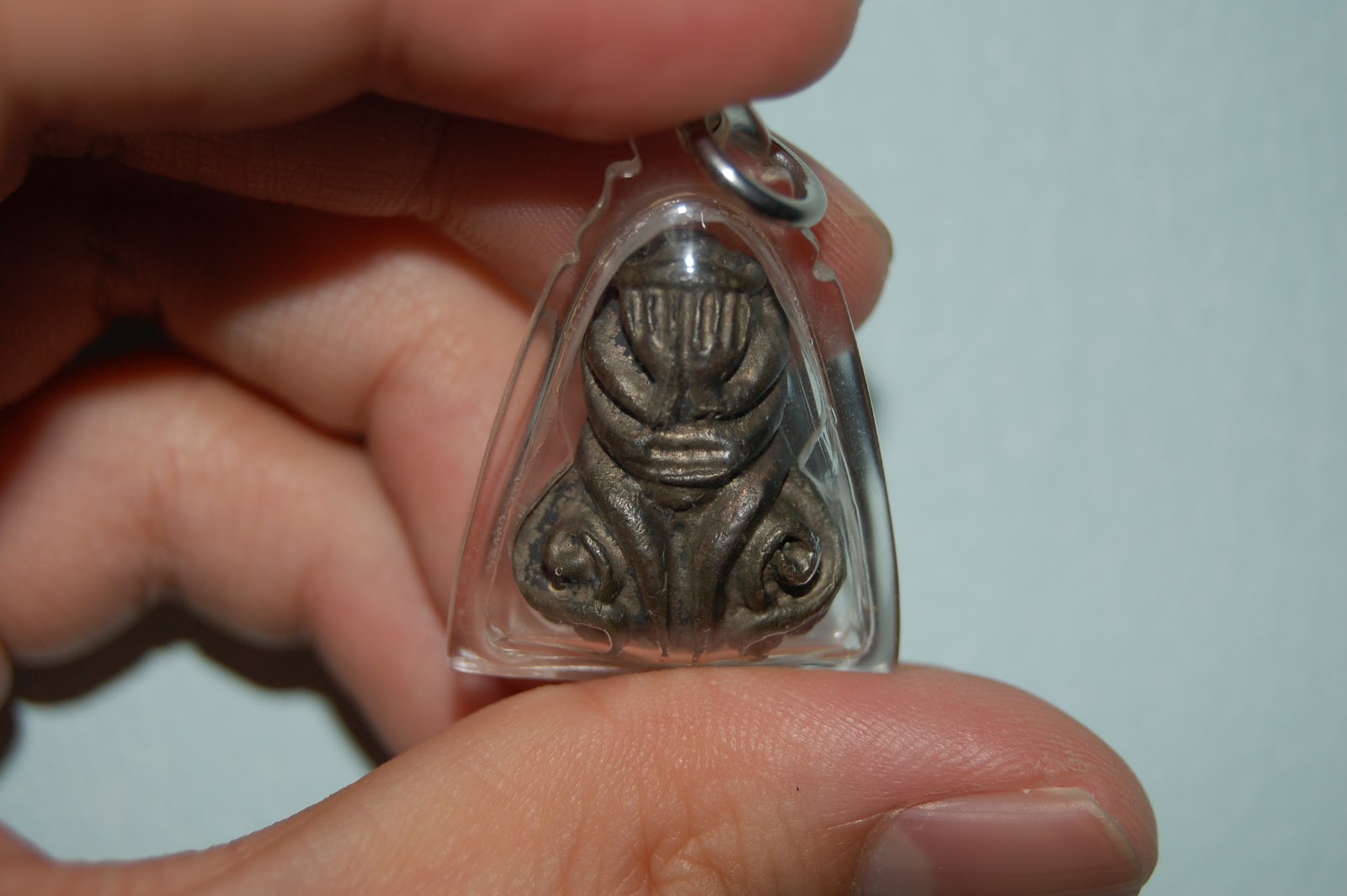 phra pidta amulet