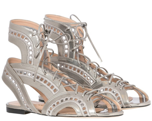 Luiza Barcelos Inverno 2015 Coleção Singular sandália rasteira em specchio estilo gladiadora Luiza Barcelos Inverno 2015 Coleção Singular sandália rasteira em specchio estilo gladiadora