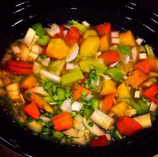 TOFU MOM . . . and gravy! Chunky Veggie Split Pea Soup