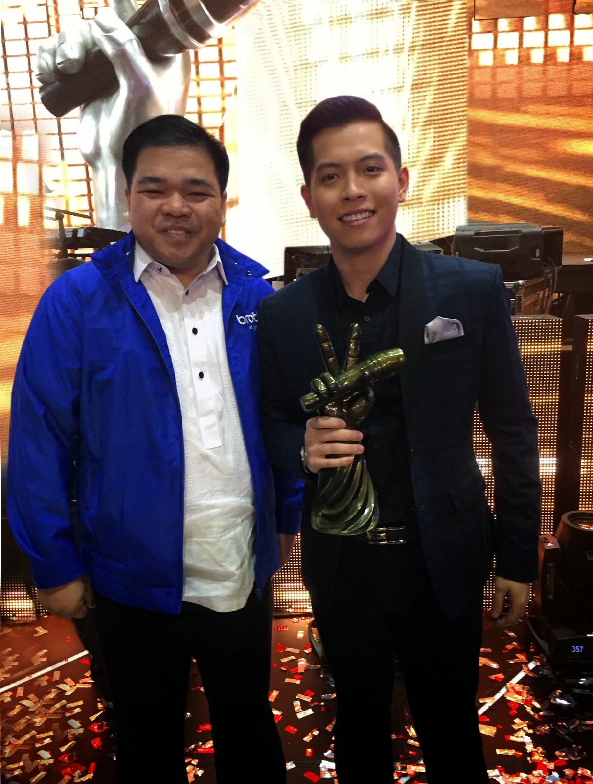 The Voice of the Philippines Season 2 Grand Winner Jason Dy Receives