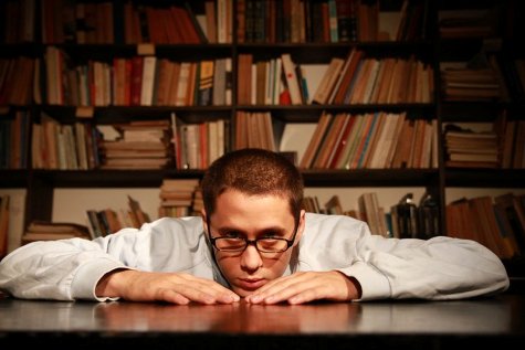 Canserbero lanzó su nuevo disco "Muerte" en la web