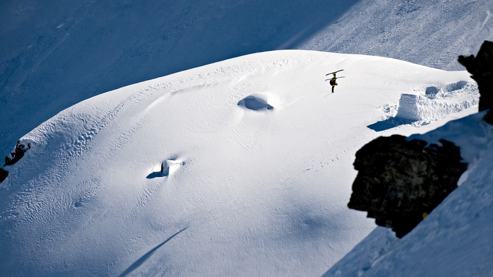 Freestyle Skiing Wallpaper