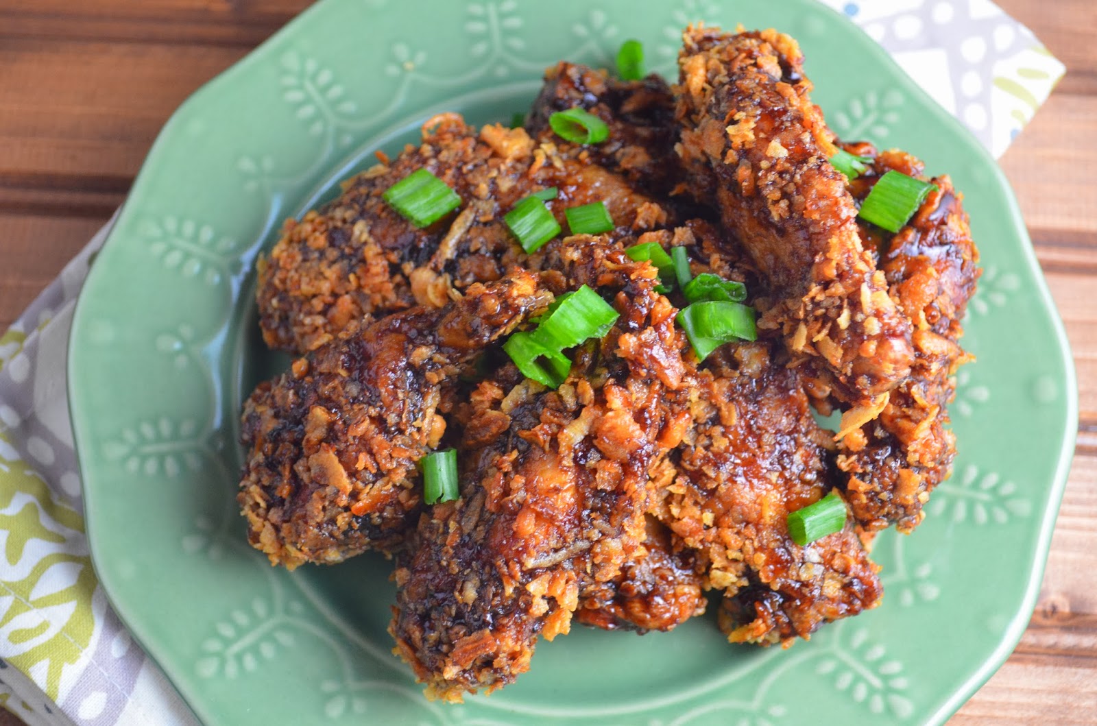 The Savvy Kitchen Sticky Onion Crunch Wings