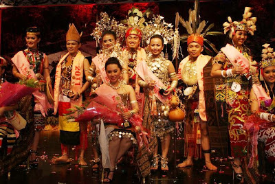 being Vernon: Kumang is smiling!