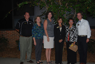 Welcoming Montgomery Catholic's new Families with Cocktails in the Courtyard 1