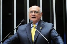 SENADOR LASIER MARTINS