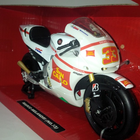 diecast miniatur motogp replika motor mobil vespa diecast miniatur motogp replika motor mobil vespa