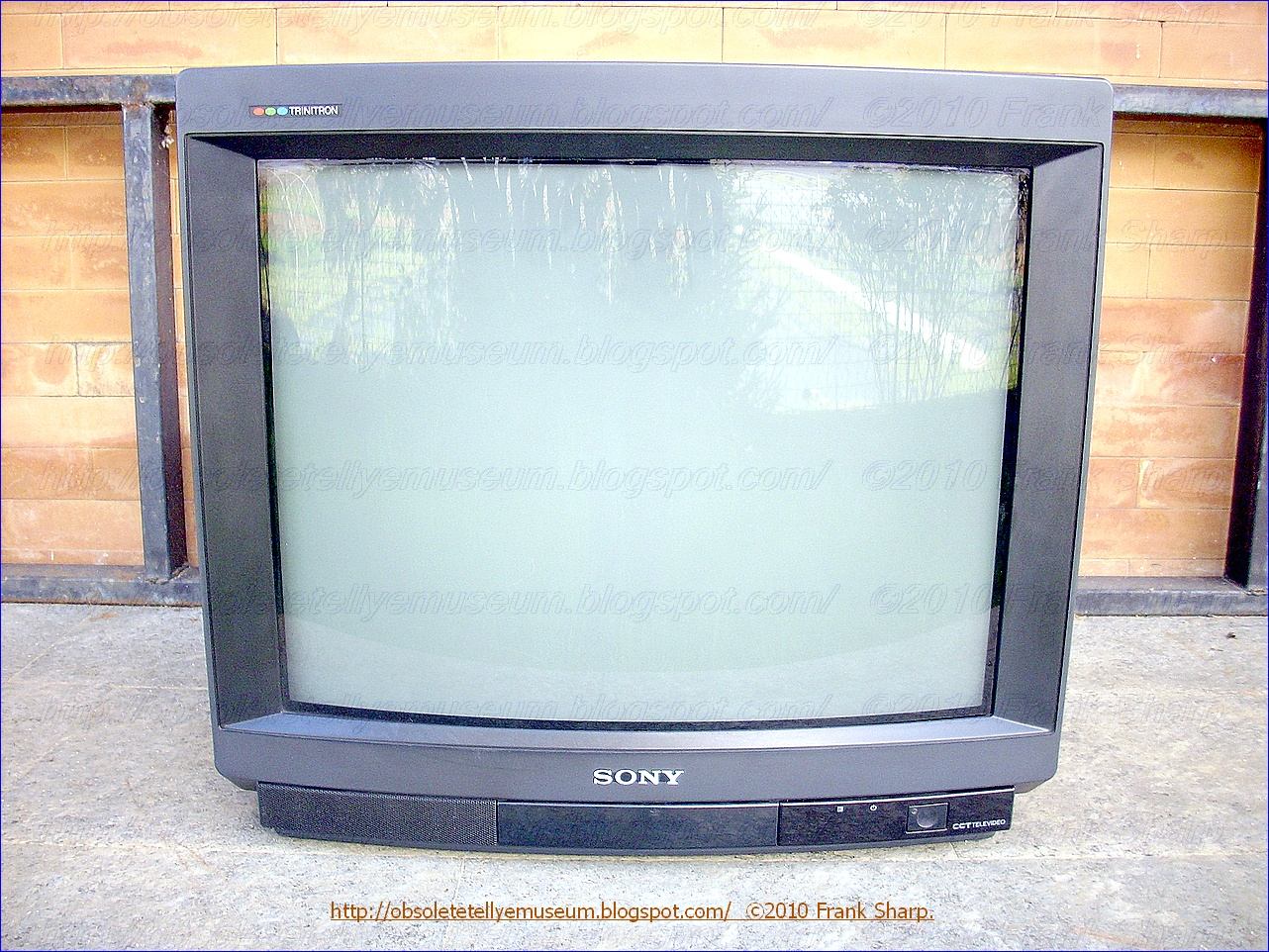 Obsolete Technology Tellye Sony Kv M2511a Ae 1 Year 1990