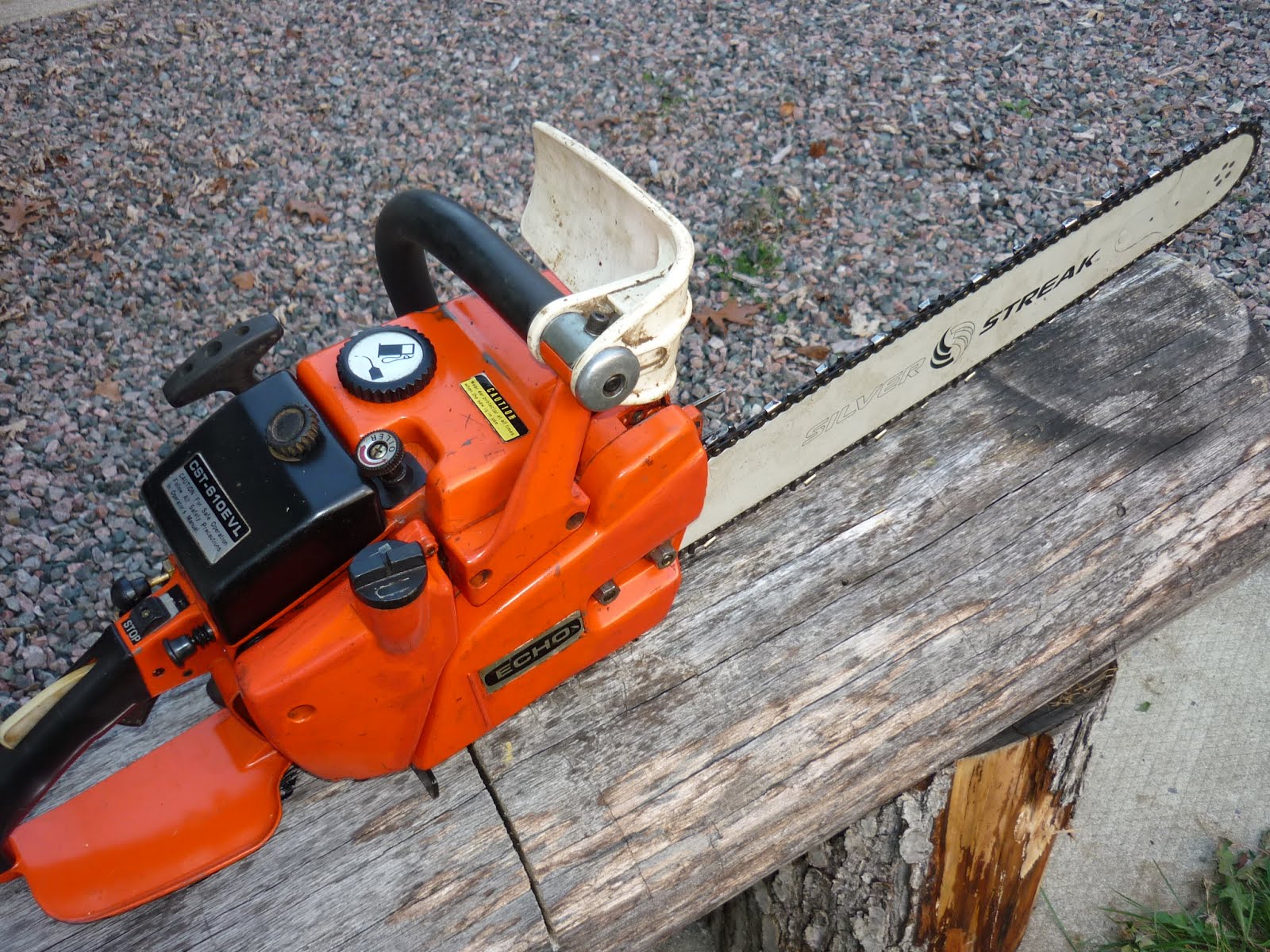VINTAGE CHAINSAW COLLECTION ECHO CST 610 EVL (LATER AND EARLY MODELS).