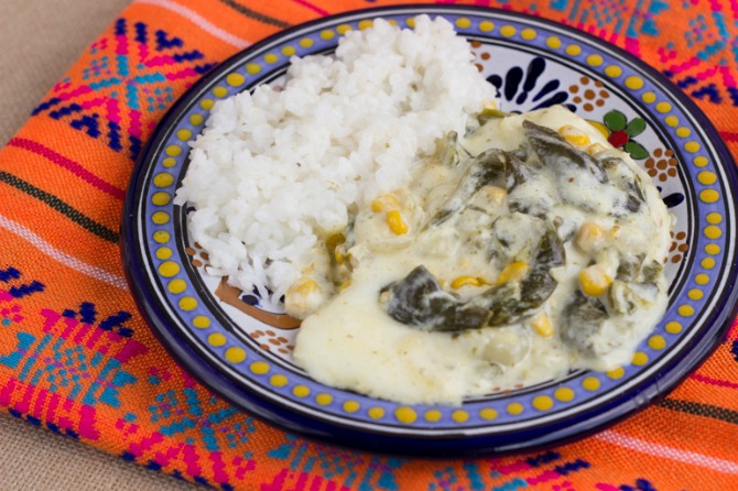 Rajas de chile poblano con crema