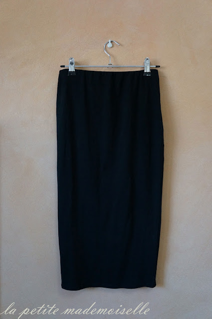 asos black fitted pencil skirt
