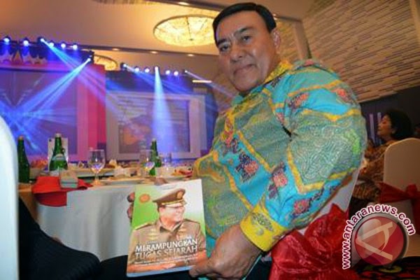 Biografi Tokoh Lampung Gambaran