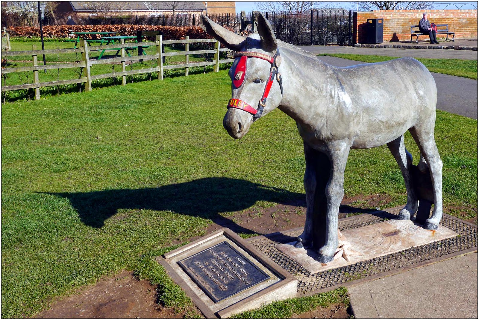 Lincolnshire Cam Cleethorpes Promenade Walk. (2 of 3).