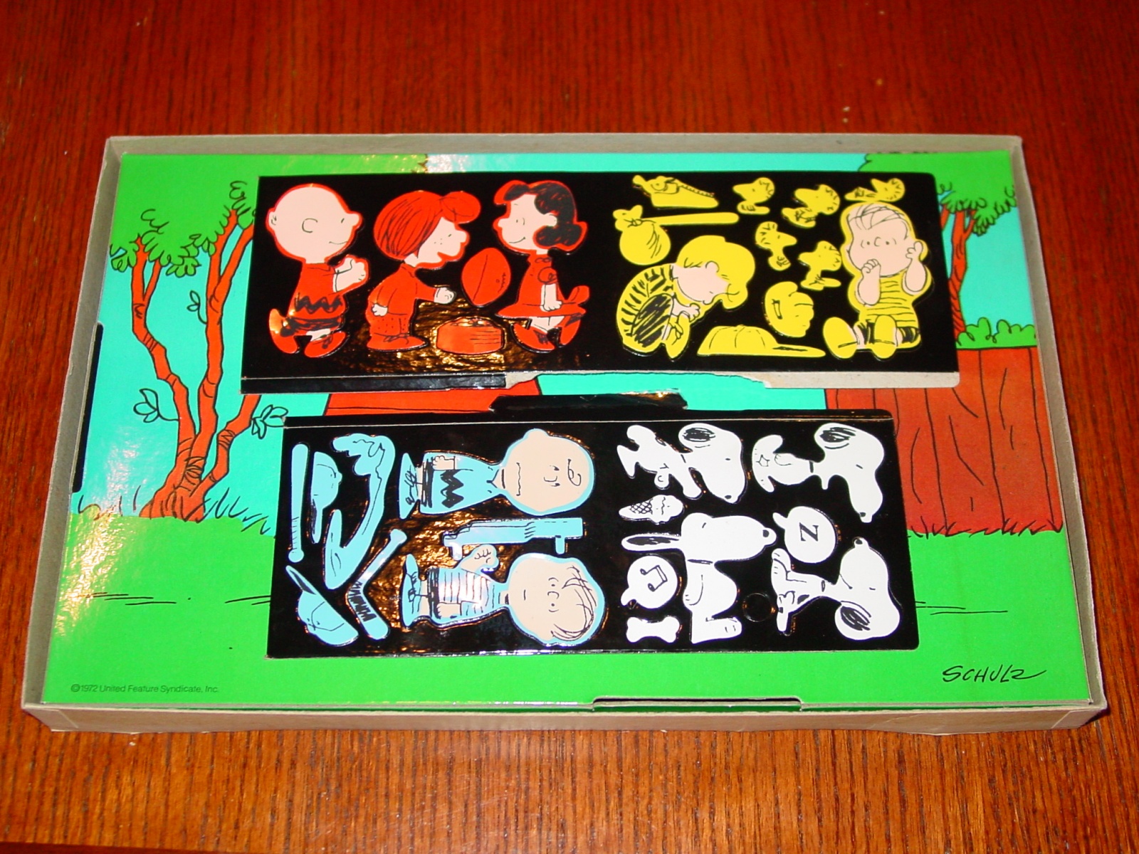 come home snoopy colorforms