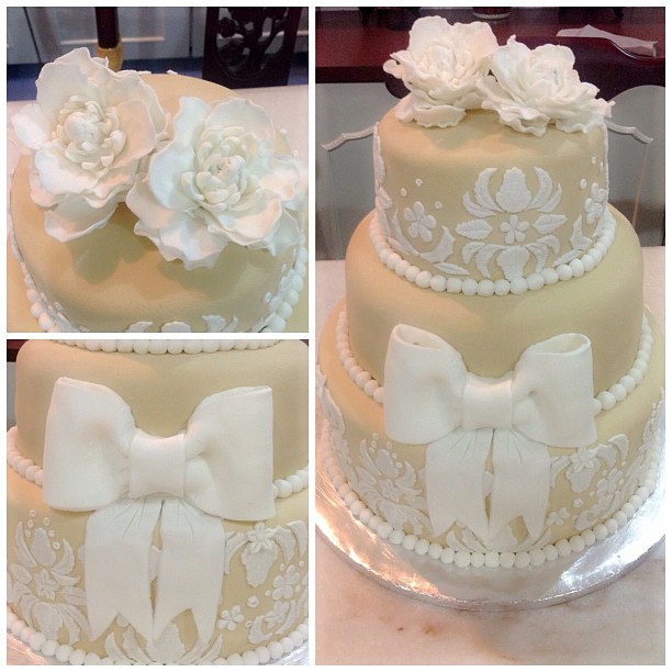 Kouture Cakes: Lace Fondant Cake Theme!