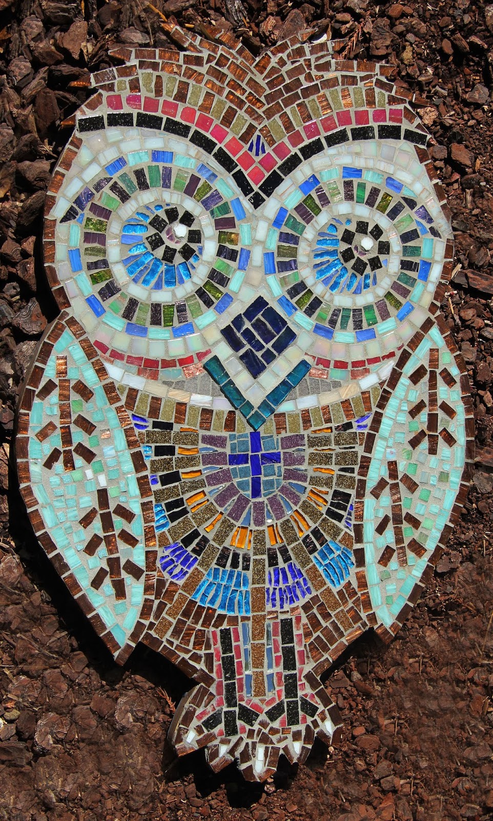 Rotorua Artist Keen's Photography, Mosaics, Paintings & Writing