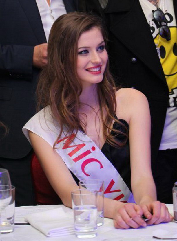 GODDESS OF 2013 - TOP 60 [Part 2] - BÌNH CHỌN TOP 30 Miss-world-ukraine-2013-Anna+Zayachkivska1