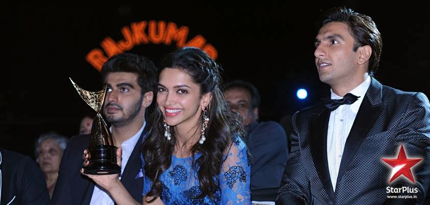 http://4.bp.blogspot.com/-VQK96ttZWtk/Uu9CVaQctpI/AAAAAAAAjYU/gB-D43YgBjk/s1600/Deepika+Padukone+at+STAR+Guild+Awards+2014+(1).jpg