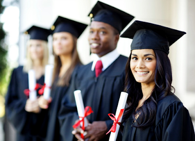 5 Things Everyone in College Should Do Before They Graduate