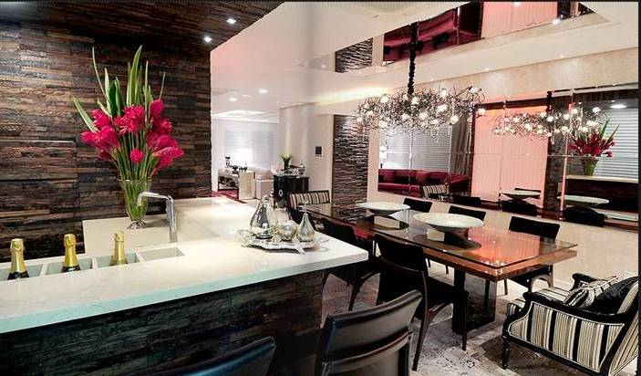 Sala De Jantar De Luxo ~ nada como um lindo lustre para deixar a sala de jantar um luxo Sala De Jantar De Luxo ~ nada como um lindo lustre para deixar a sala de jantar um luxo