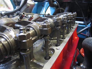 Volvo 122S B20B rocker shaft and push rods Volvo B20B rocker shaft and push rods