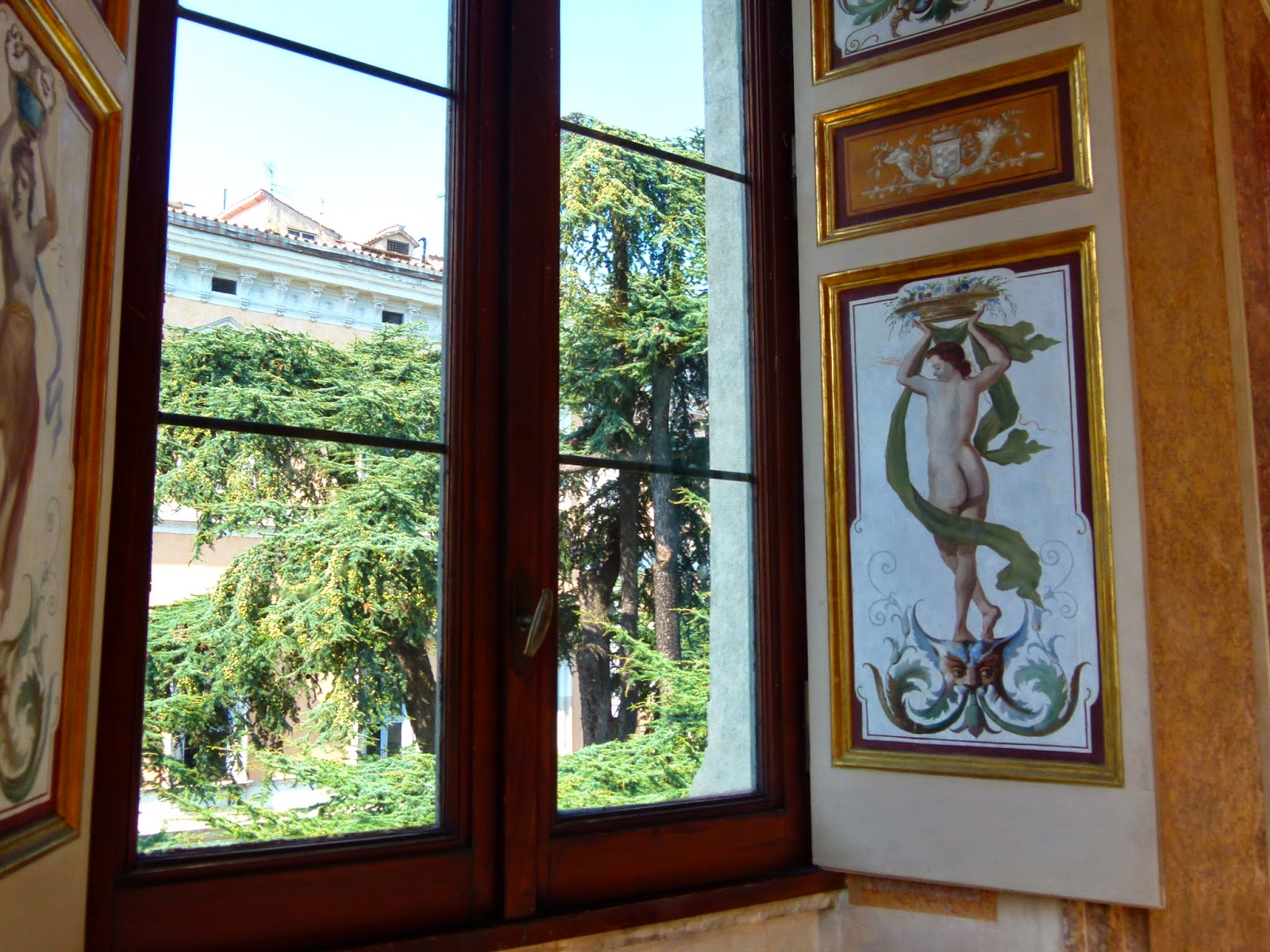 Cicero in rome : anteprima di visita guidata a villa farnesina e ...