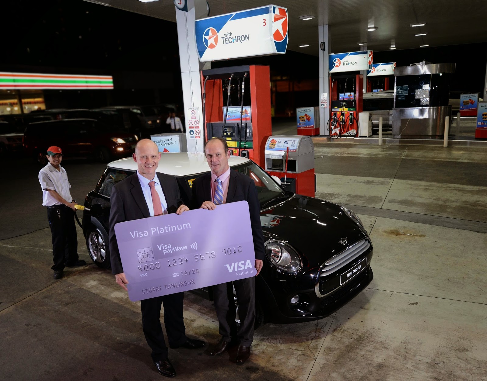 Peter Morris, Chevron Philippines Inc. Country Chairman and General Manager for Philippine products and Stuart Tomlinson, Visa Country Manager for the Philippines and Guam officially launch the Caltex-Visa Mini Promo. Visa and Caltex Win Big with a Mini Raffle Promo