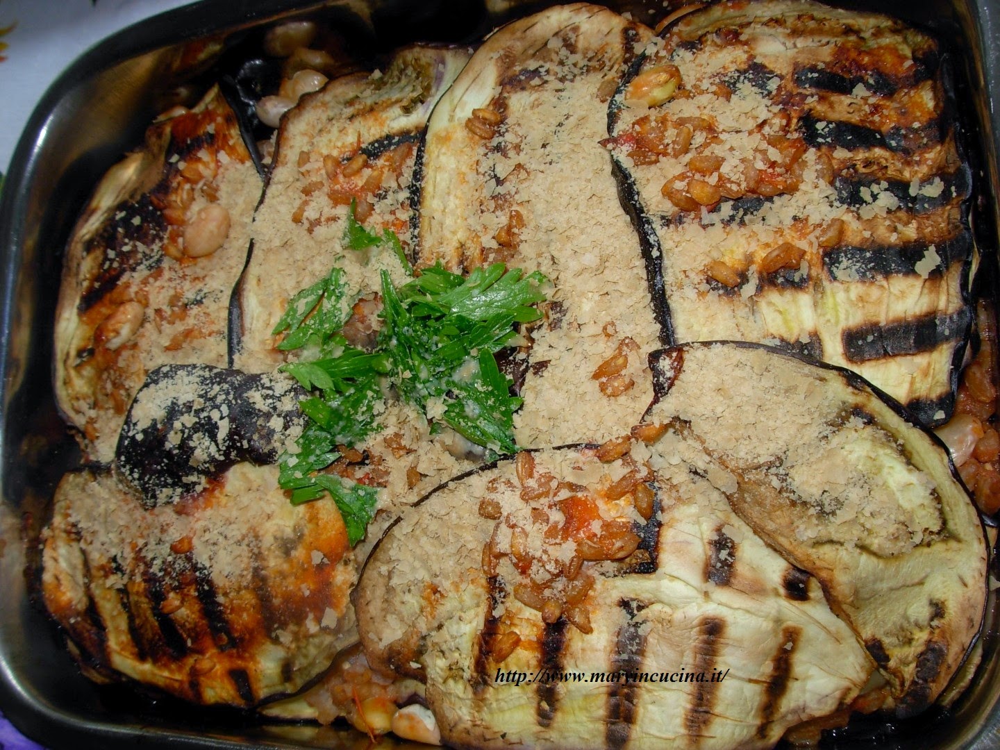 tortino di melanzane con farcia di farro e fagioli
