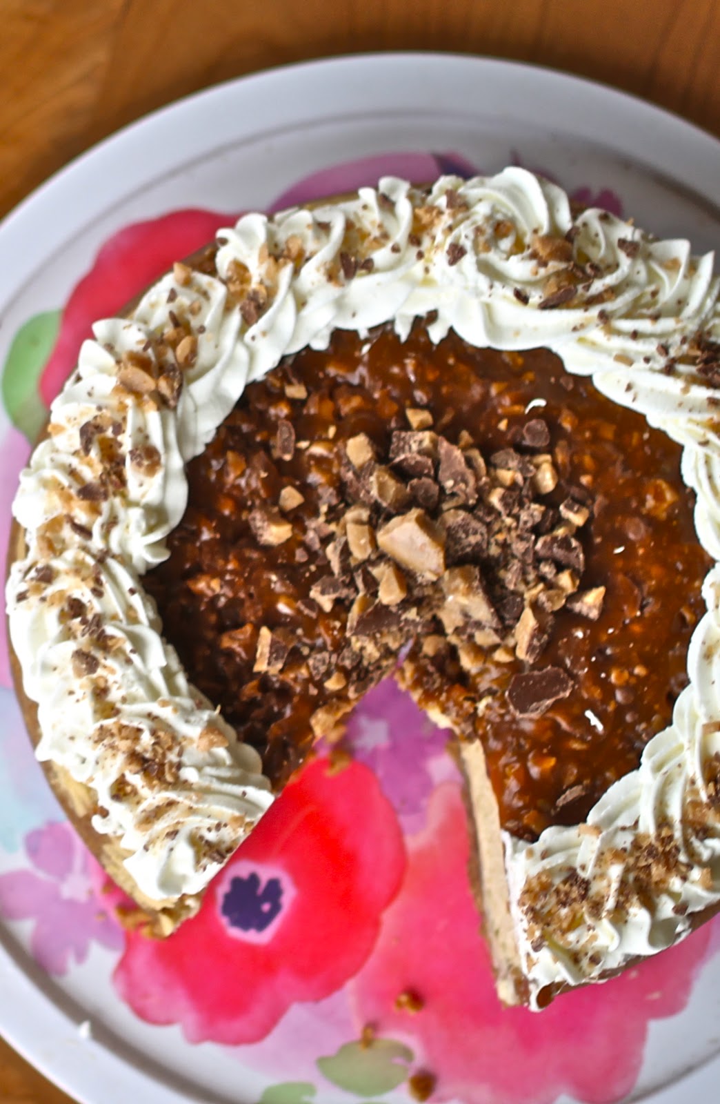 Yammie's Noshery Caramel Toffee Crunch Cheesecake