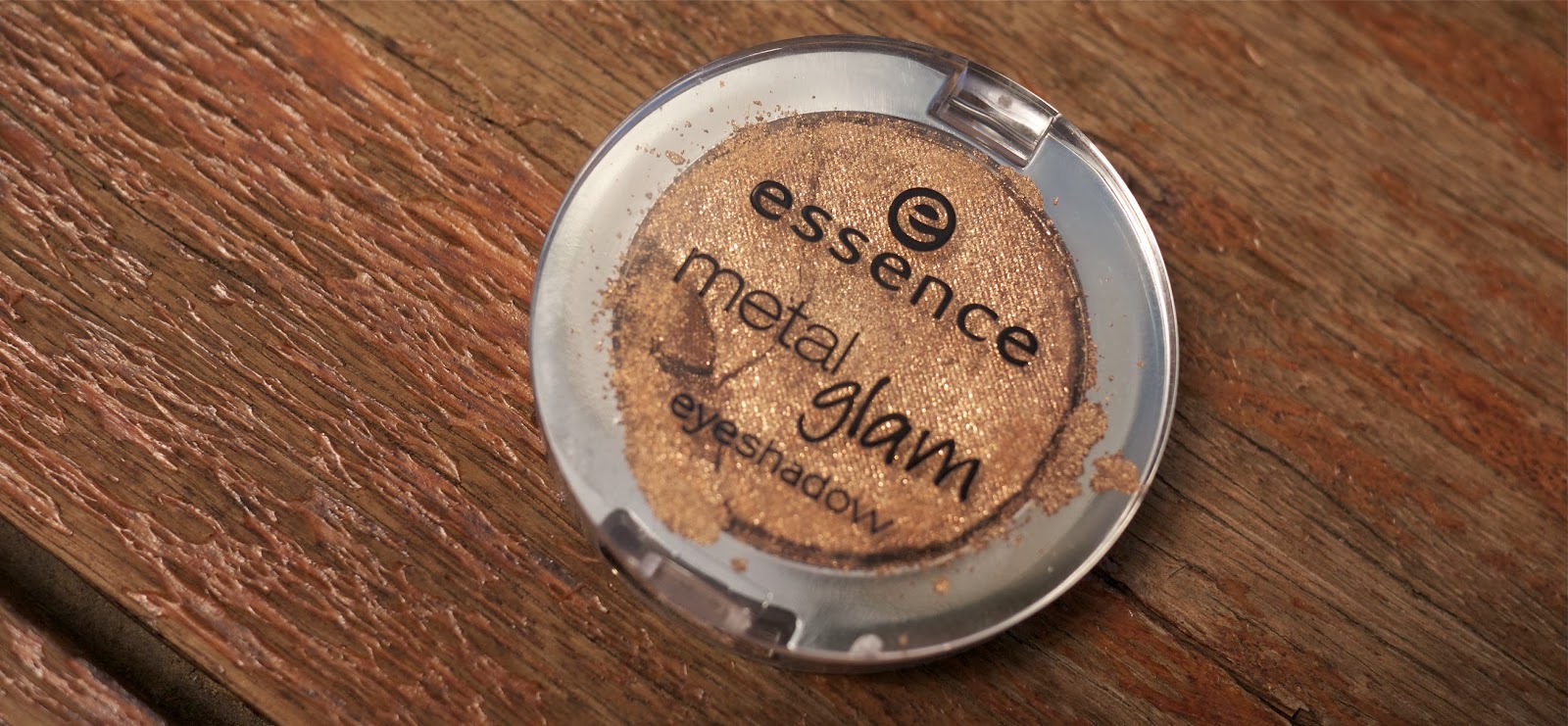 Born to Buy NEW RELEASE Essence Metal Glam Trend Edition* with swatches