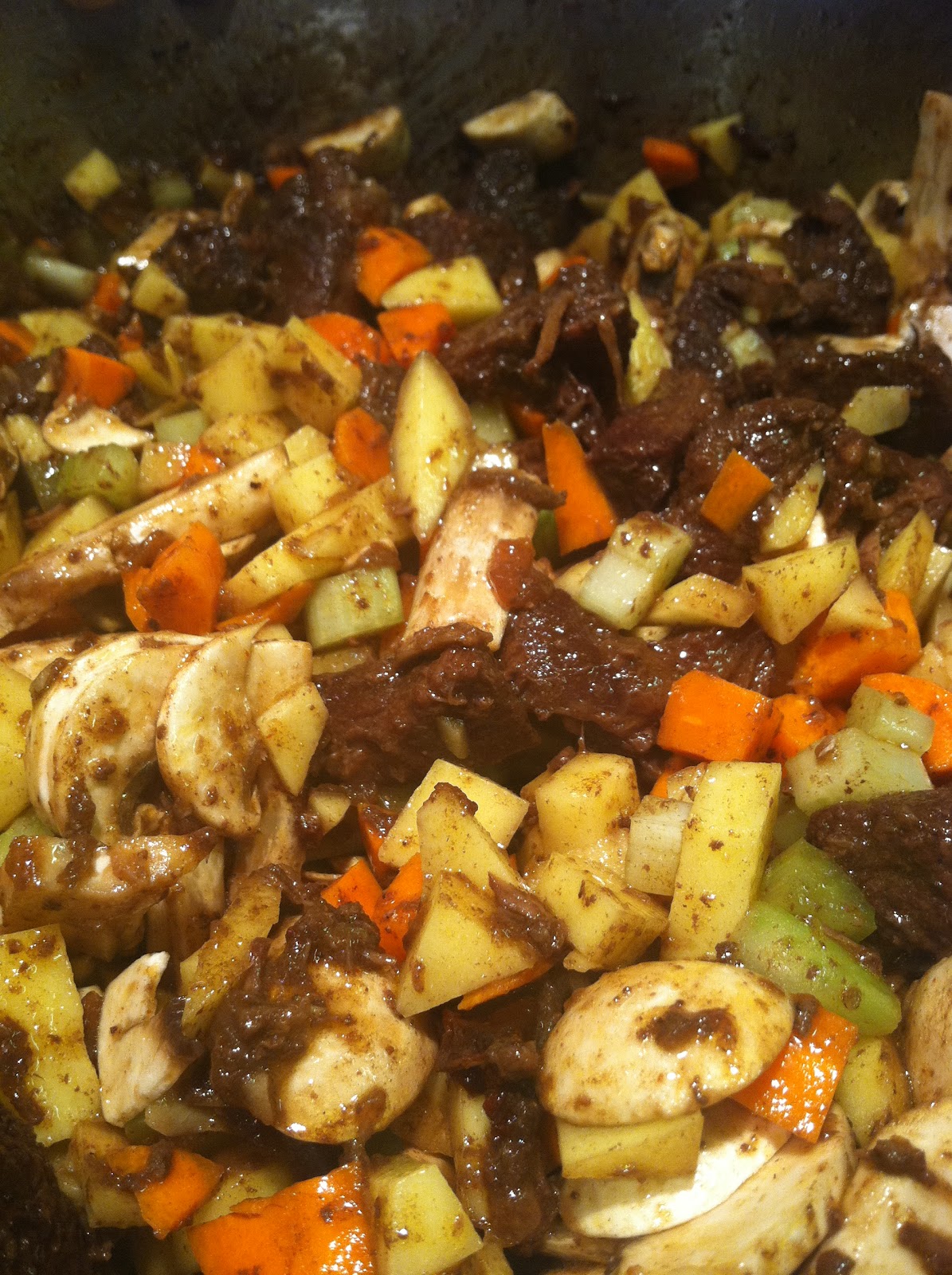 parsley & polka dots beef stew with homemade bread bowls
