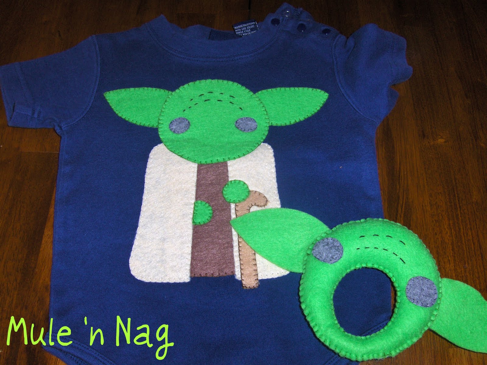 Mule 'n Nag Crafts Yoda Onesie & Rattle