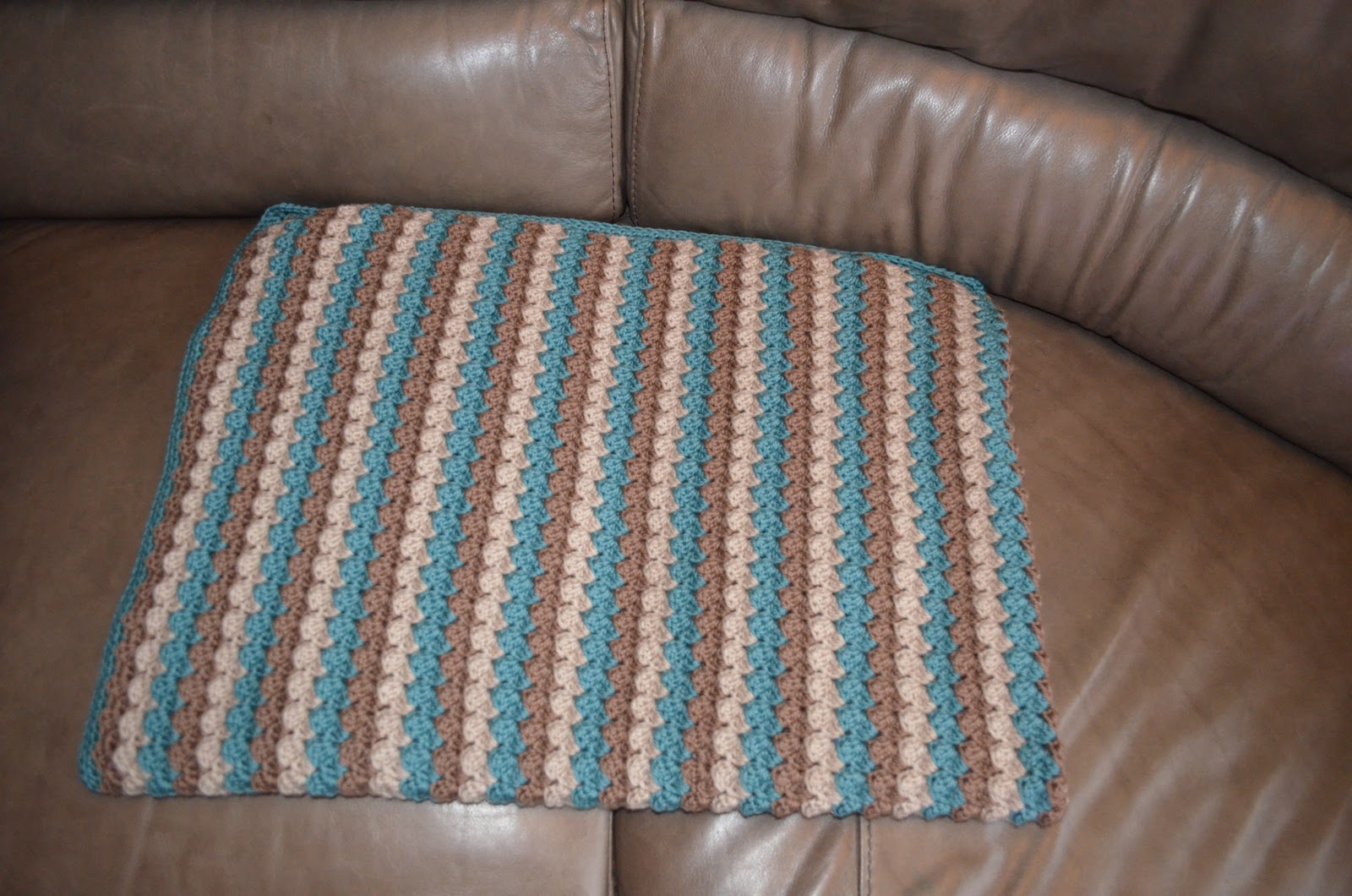 vicarno's mama Blanket balancing waves