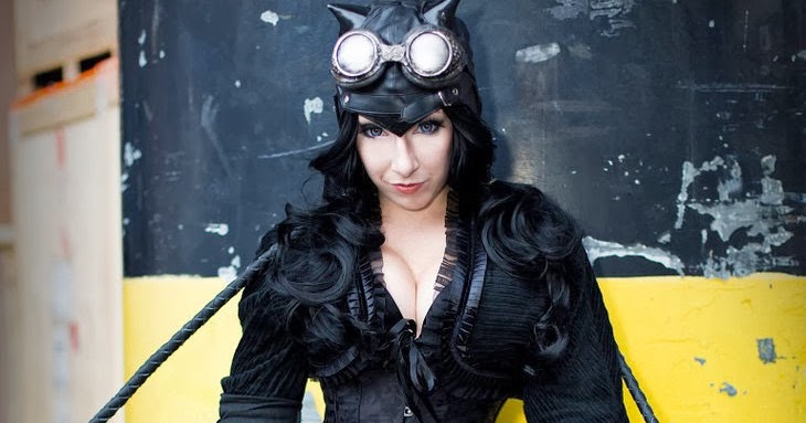 Steampunk Catwoman Cosplay.