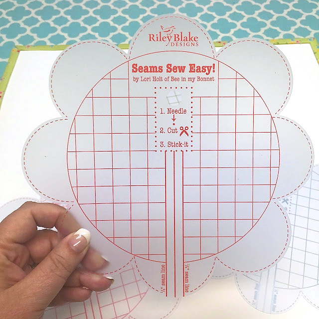 Fat Quarter Shop's Jolly Jabber Seams Sew Easy! by Lori Holt of Bee in