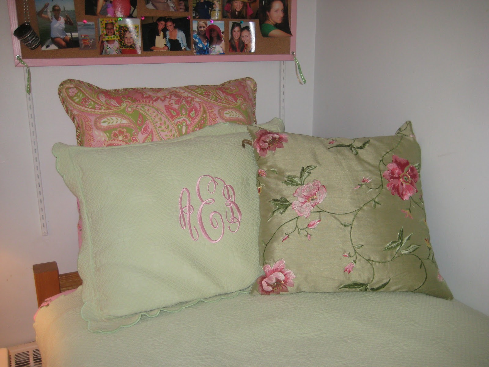 Alexandra Bee Blog Hill