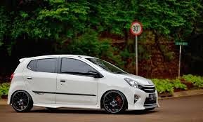Modifikasi mobil toyota agya ceper keren terbaru