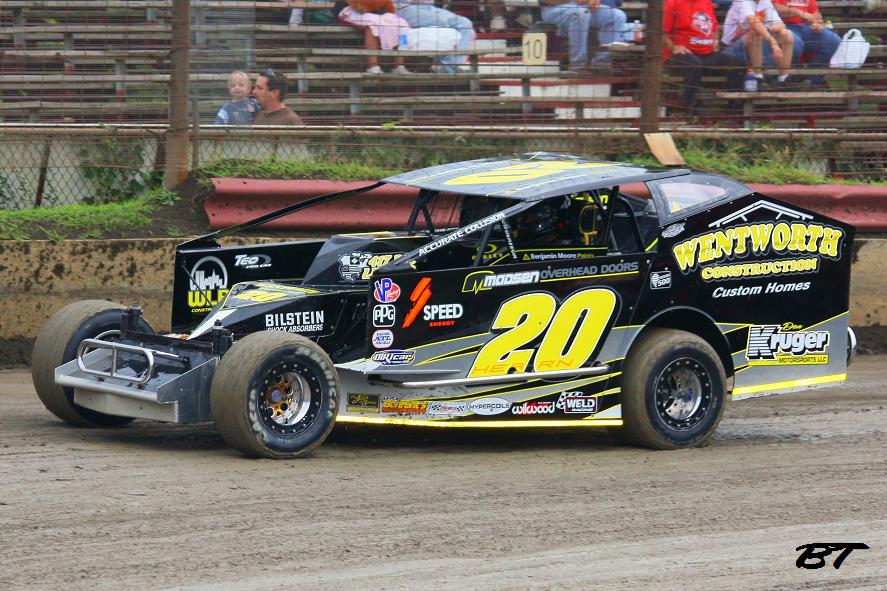 Rub Rails Rooster Tails Racing News From B H Racing