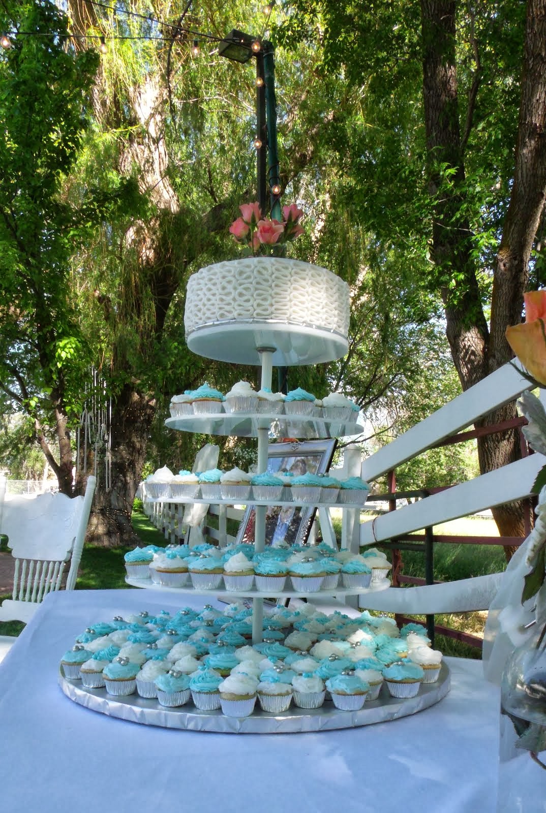 Kelsey's Cup Cake Wedding Cake