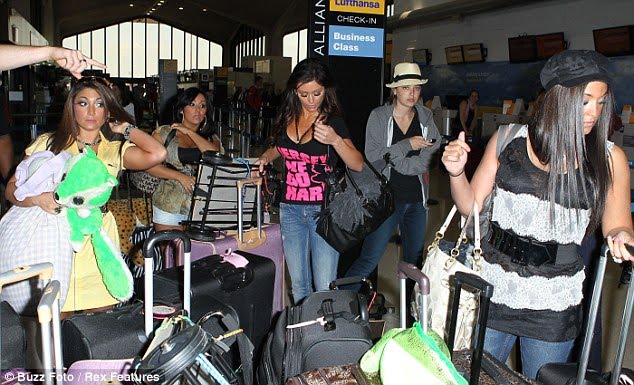 jersey shore girls in italy. Here come the girls: The stars