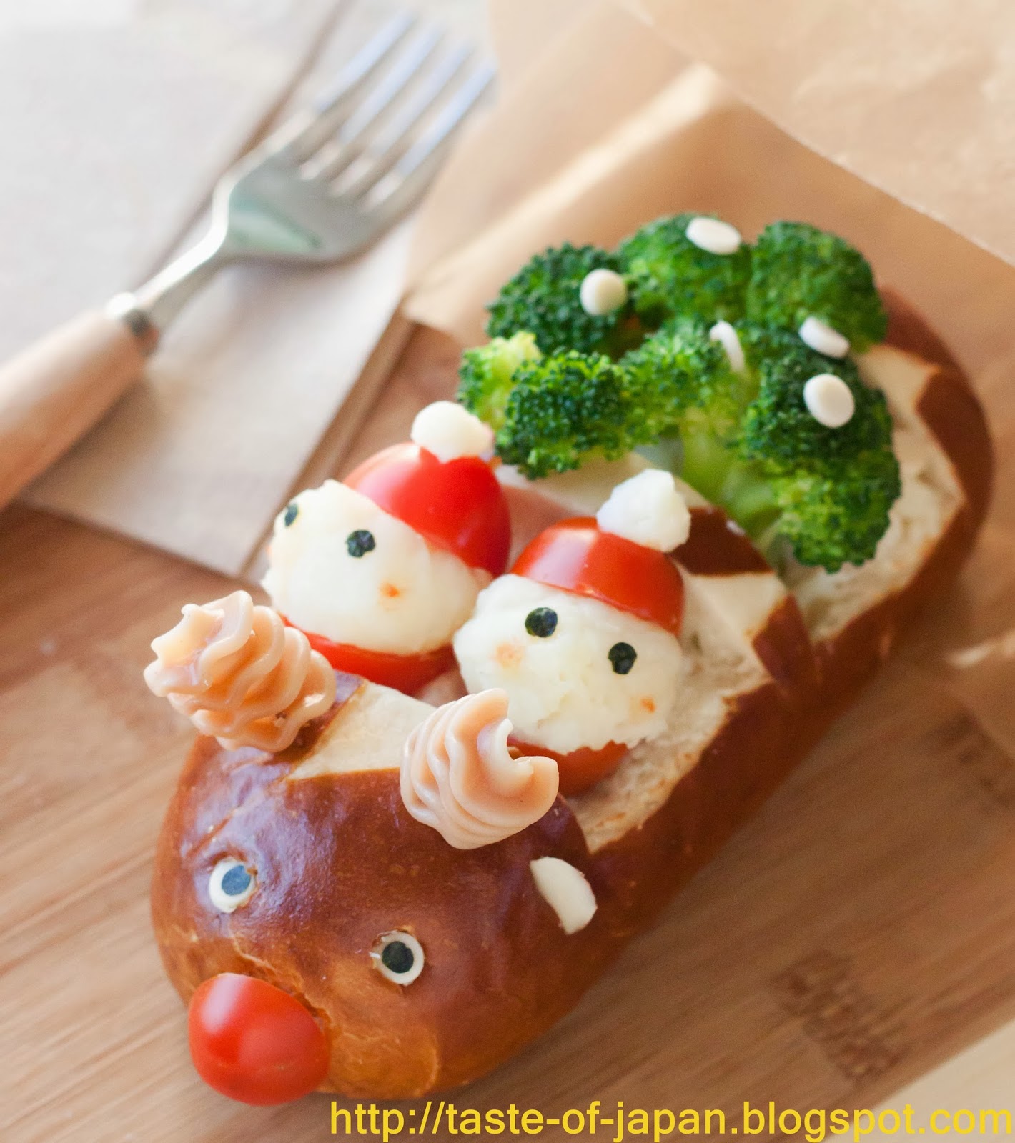 Christmas Sandwiches Bento - Beneficial Bento