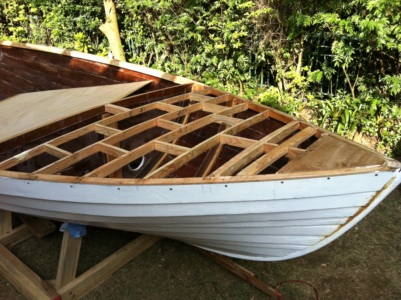 Building a Somes Sound Wooden Boat in Hong Kong Deck fitted