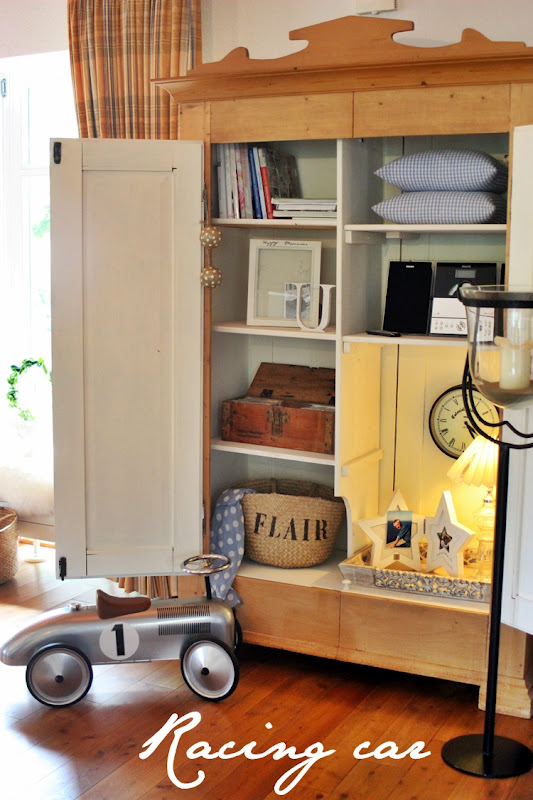 INNENANSICHTEN: Racing car!