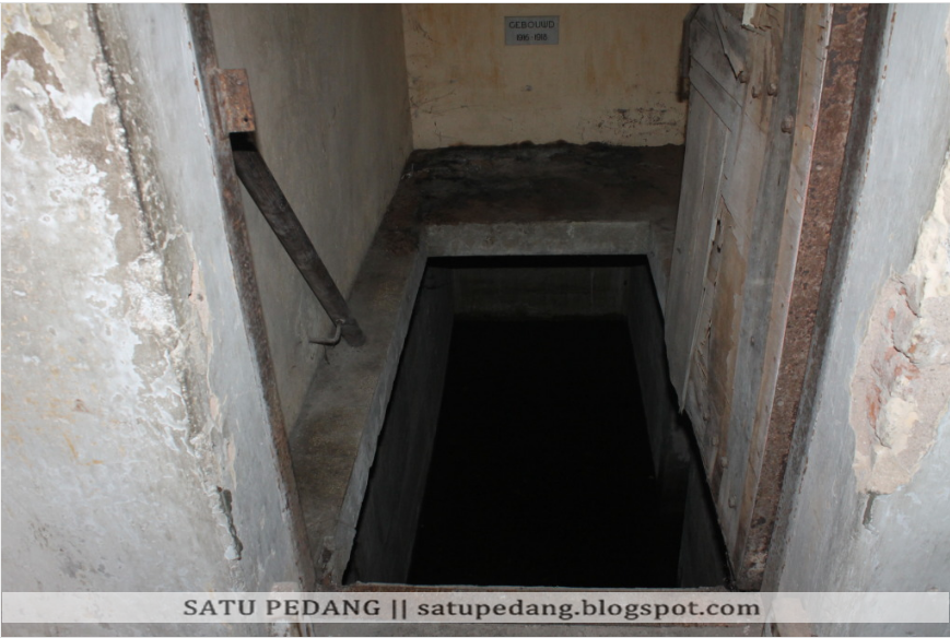Sejarah Gedung Pintu Seribu (Lawang Sewu) Semarang Sejarah Gedung Pintu Seribu (Lawang Sewu) Semarang