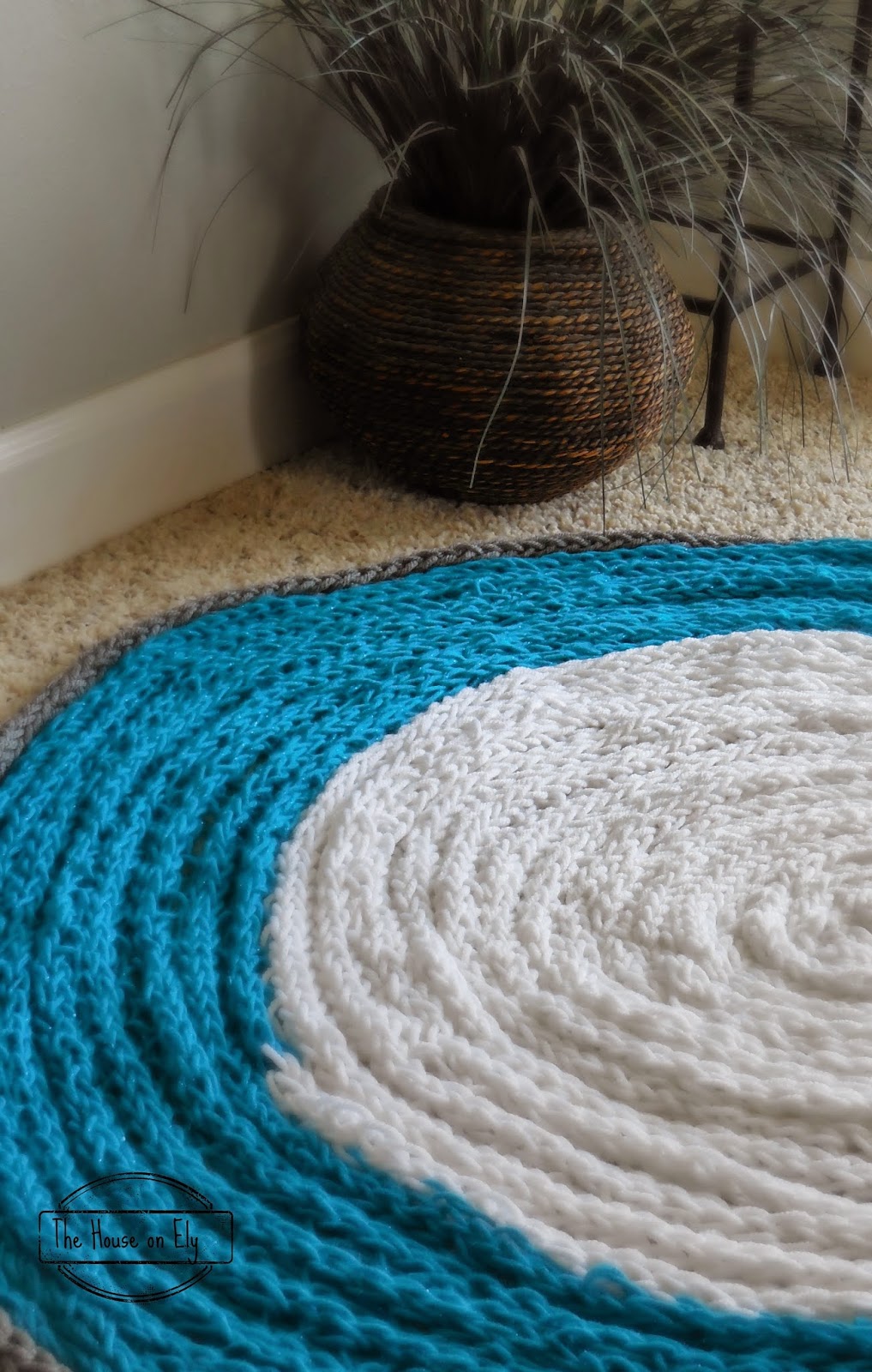 Finger Knit Area Rug