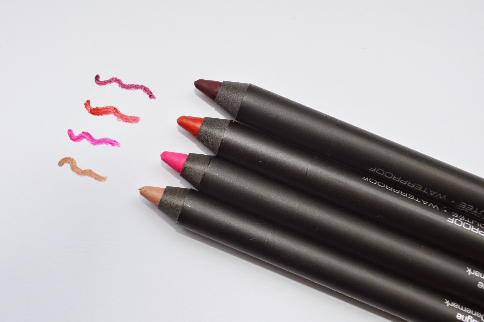 A Touch of Velvet with GOSH Velvet Touch Lip Liner Sophie Rose